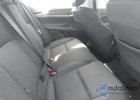 2025 Toyota Camry Le from USA, damaged, VIN 4T1DAACK3SU161760